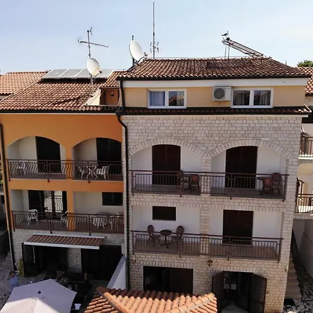Apartman In Porec/istrien 38148 *